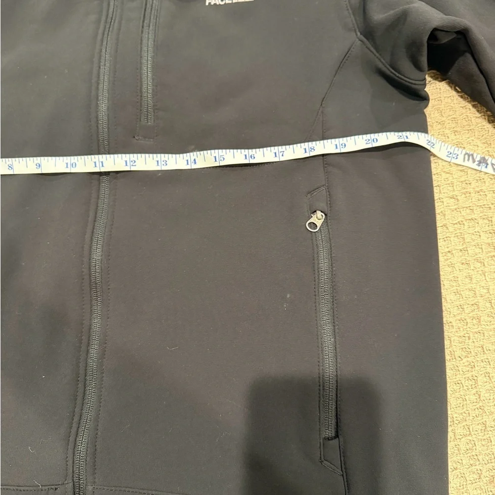 The North Face Men's Dark Blue Performance Jacket